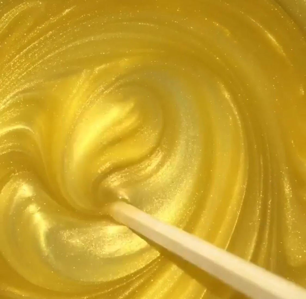 Liquid Gold Growth Oil